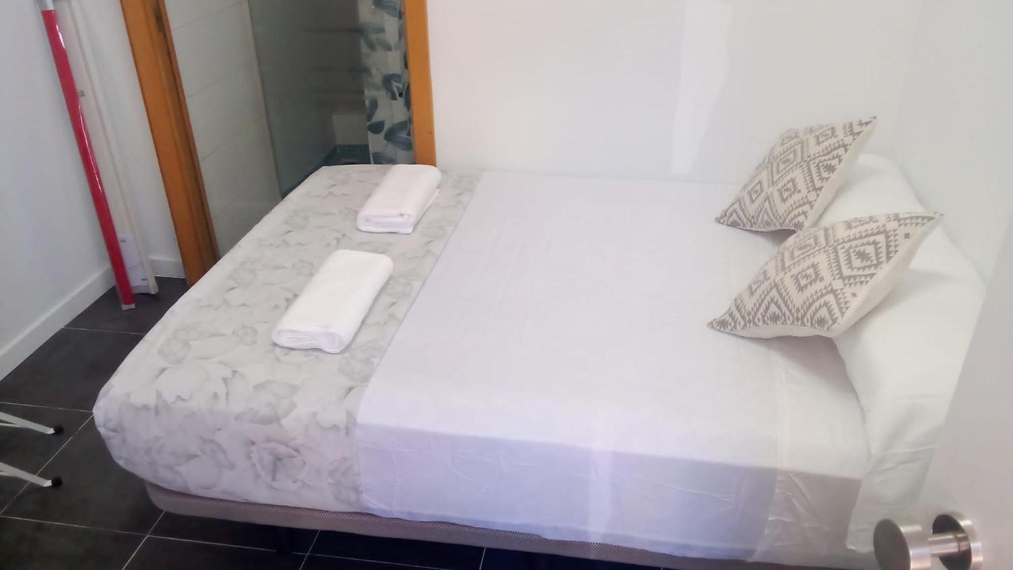Apartment Estudio Encantador Cerca Del Carrefour Rosaleda 1 *