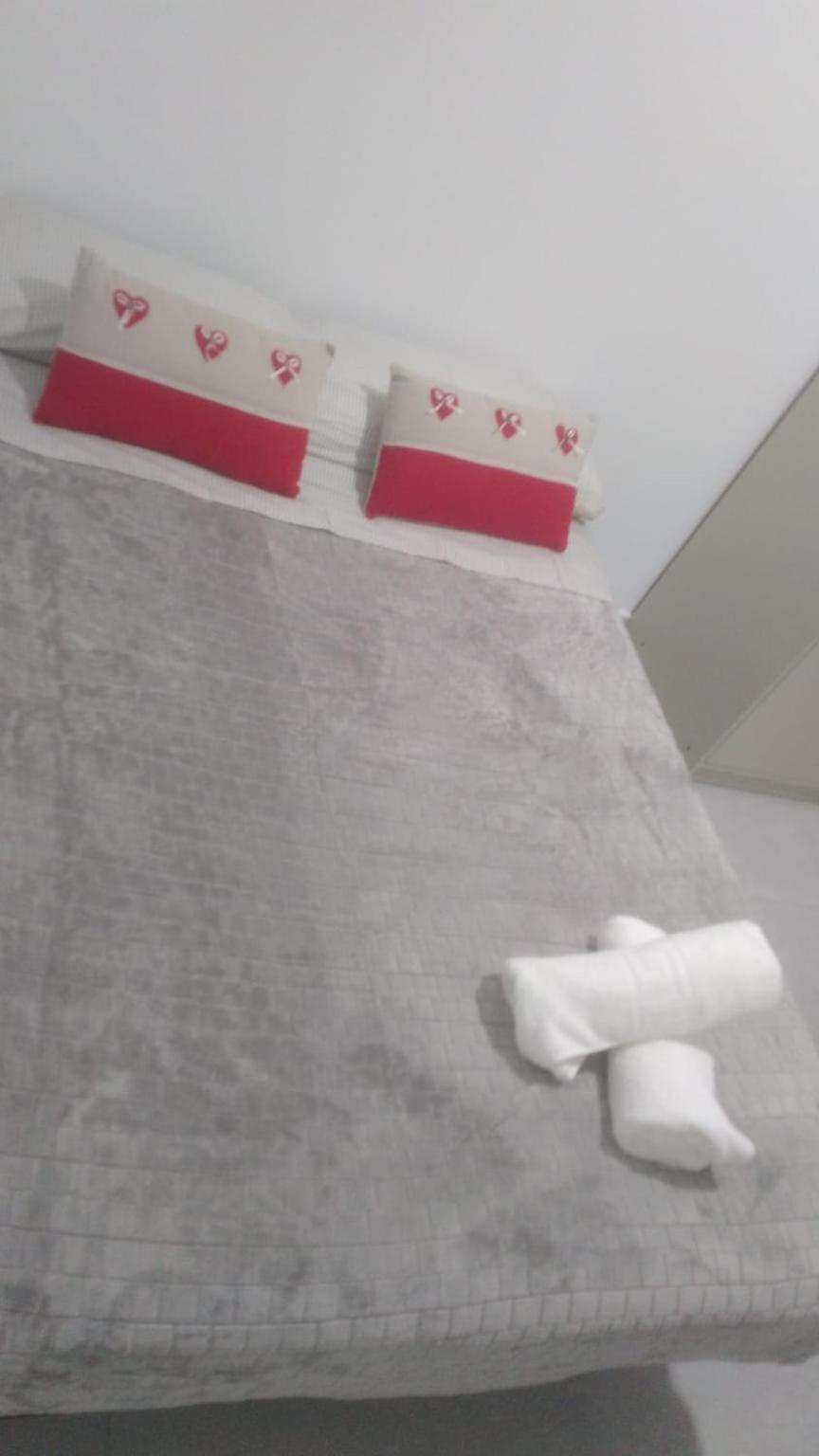 Estudio Encantador Cerca Del Carrefour Rosaleda 1 Apartment *