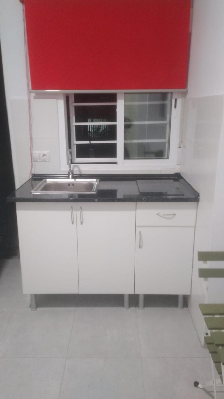 Apartment Estudio Encantador Cerca Del Carrefour Rosaleda 1
