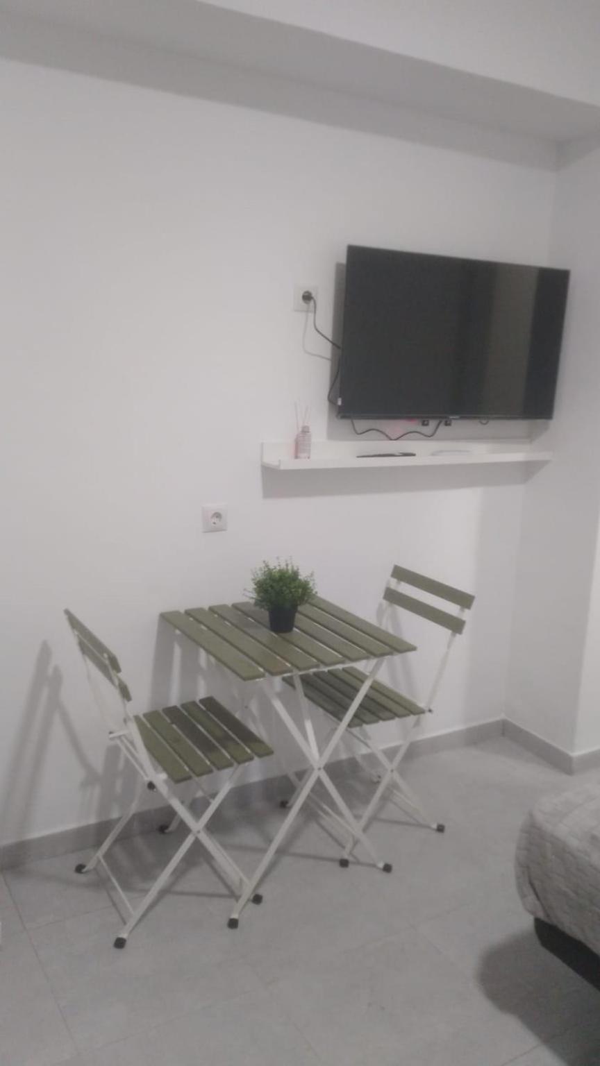 Estudio Encantador Cerca Del Carrefour Rosaleda 1 *
