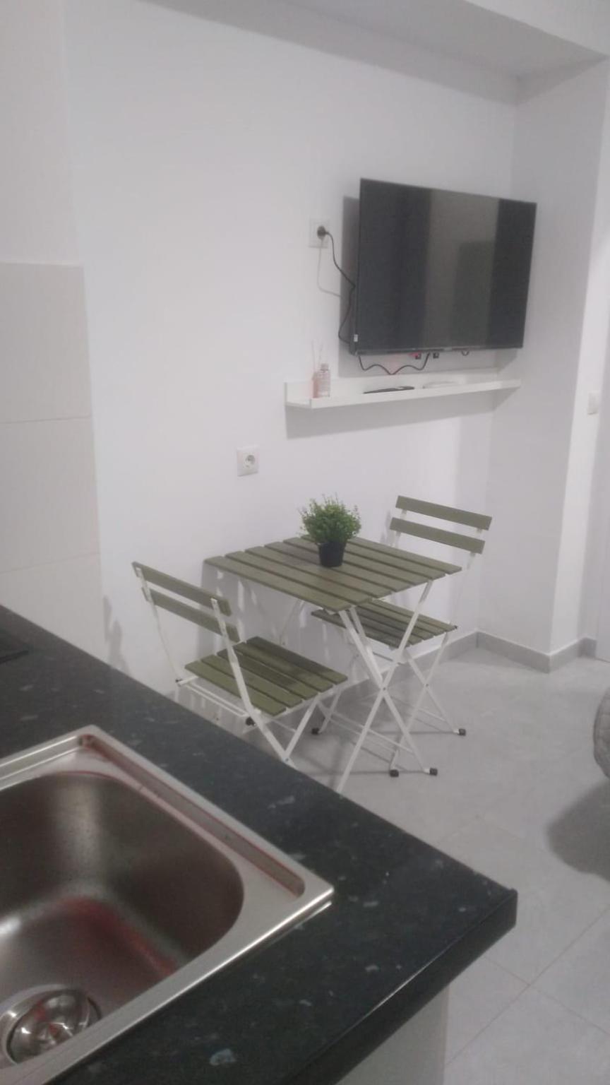 Estudio Encantador Cerca Del Carrefour Rosaleda 1 Málaga